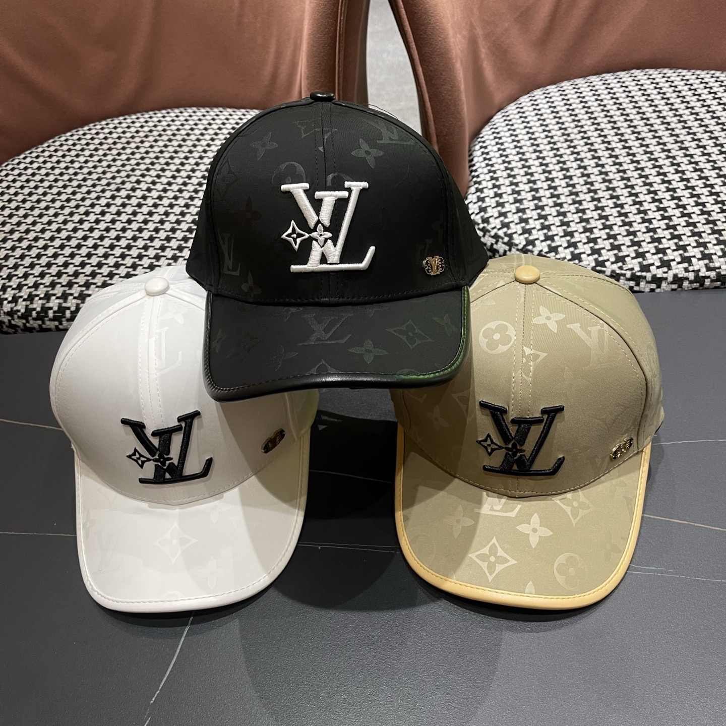 LV Cap 092001